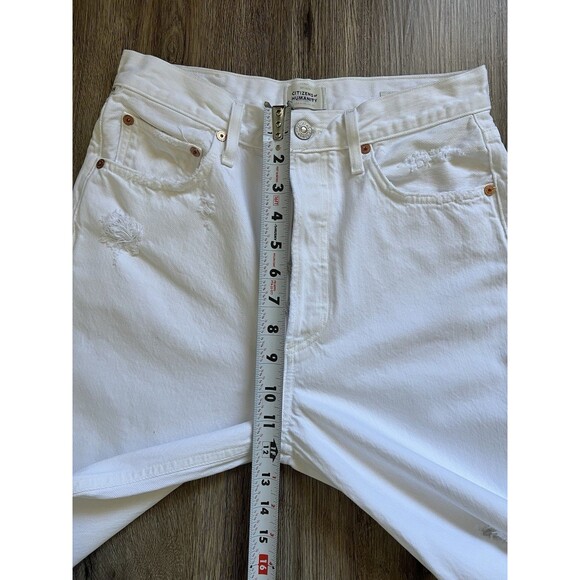 Citizens of Humanity Woman's White Eva Ripped Baggy Jeans Pants Size 26 - Picture 9 of 10